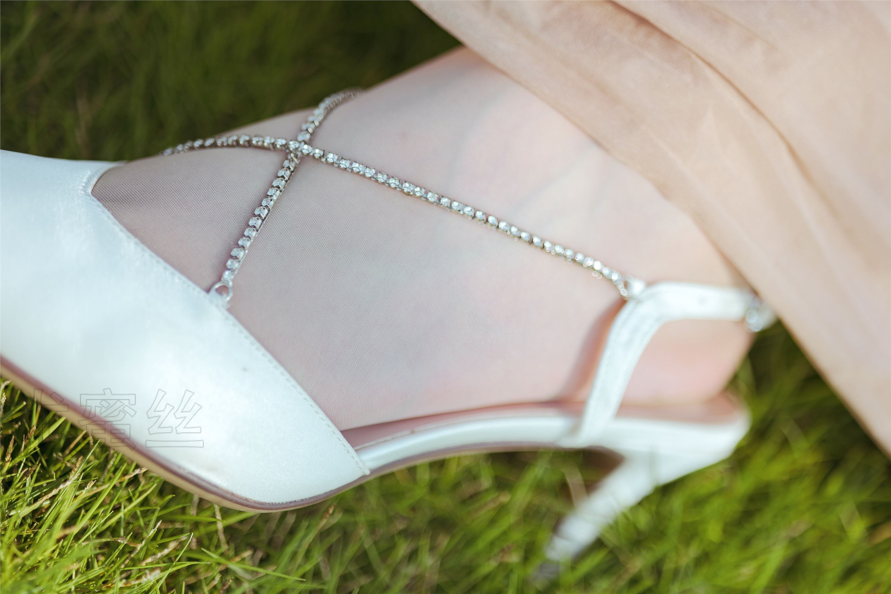 尤蜜丝 穿搭写真 NO.064